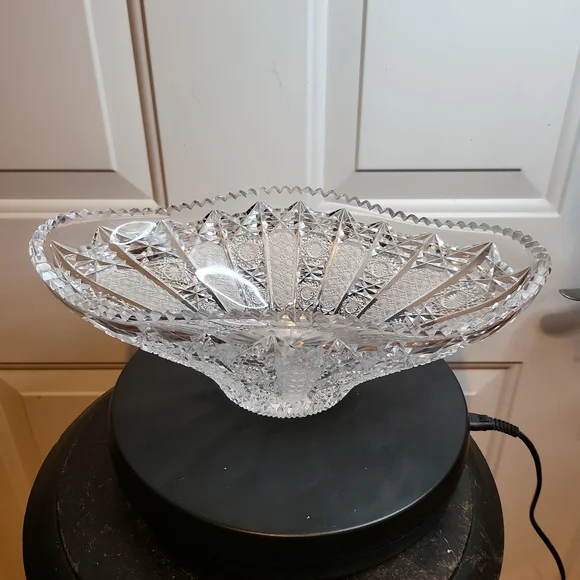 Beautiful Antique Wheel Cut Glass Ornate Oval Crystal Bowl 12.5" - Picture 1 of 10
